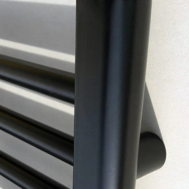 Lucy czarny detal1.jpg