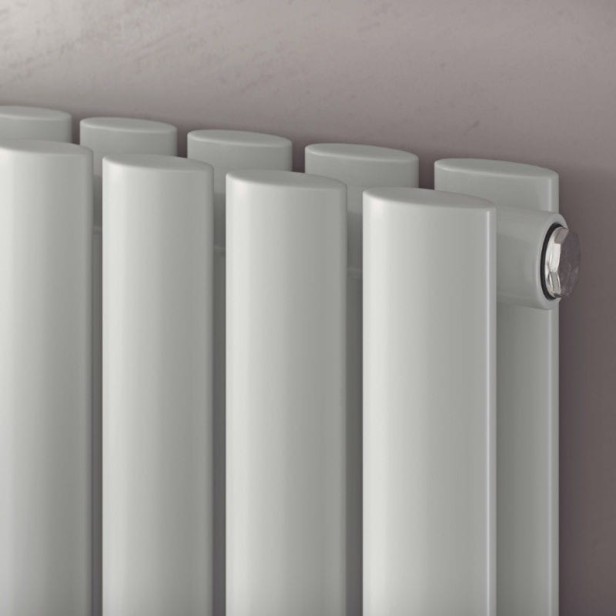 Grzejnik Rene podwójny detal..jpg