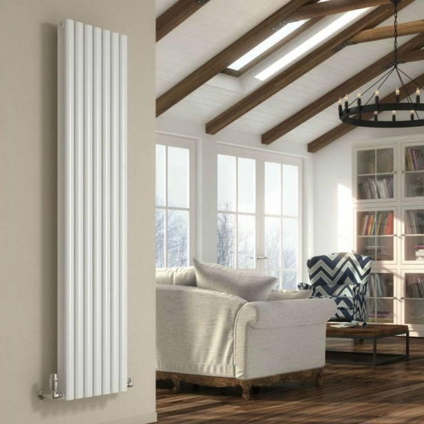 Grzejnik pokojowy pionowy Rene aranżacja.jpg
