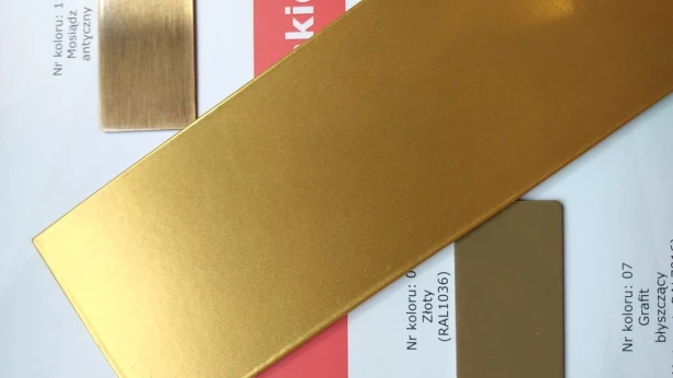 kolor złoty. jpg