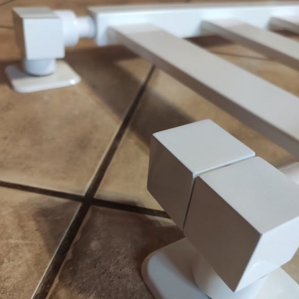 zawór quattro białe kpl.jpg