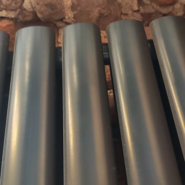 Grzejnik Rene RAL7016 kolor.jpg