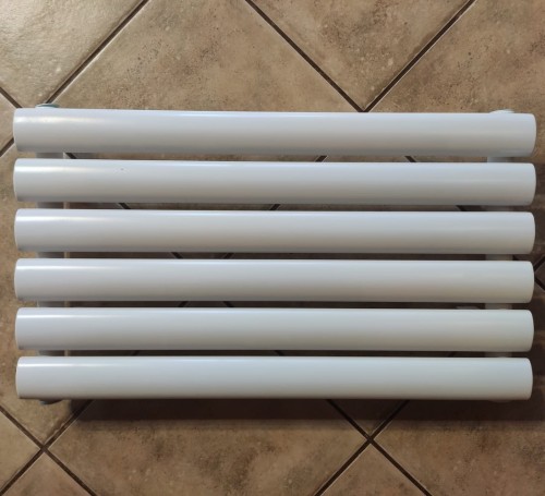 Grzejnik poziomy dekoracyjny Rene 35 x 60 mały biały zdjęcie.jpg