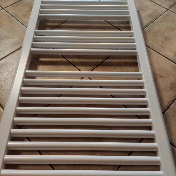 grzejnik lucy 50 detal.jpg