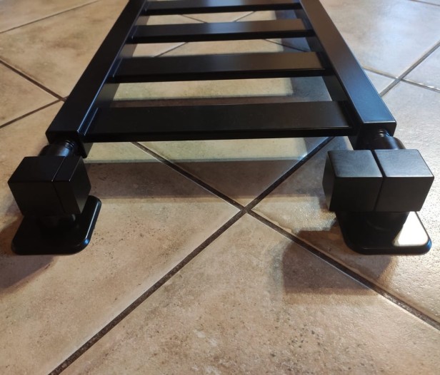 quattro P czarne.jpg