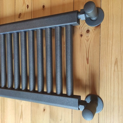 05 lucy 82 x 30 kolor swing.jpg