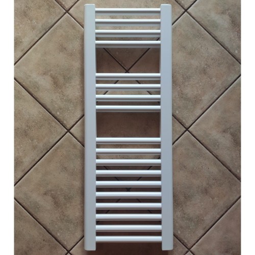 2021 lucy 82x30 bialy sklep.jpg