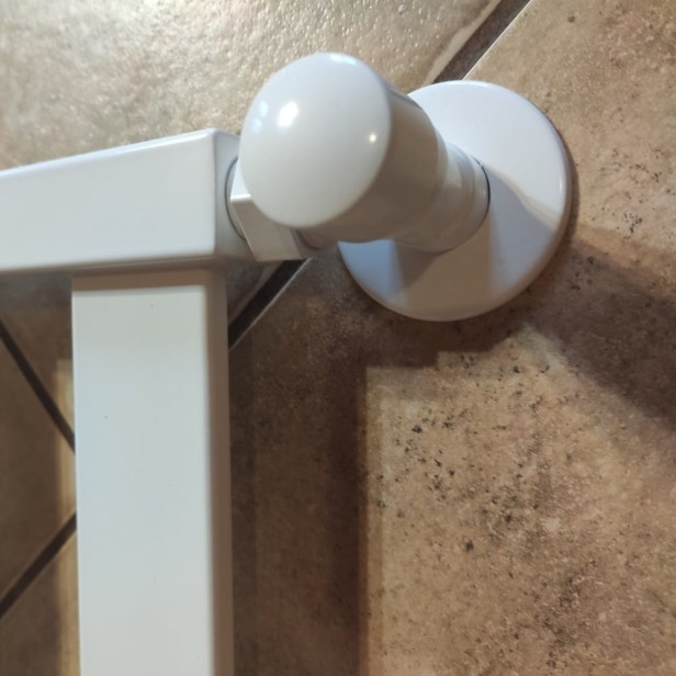 Swing bialy odpr.jpg