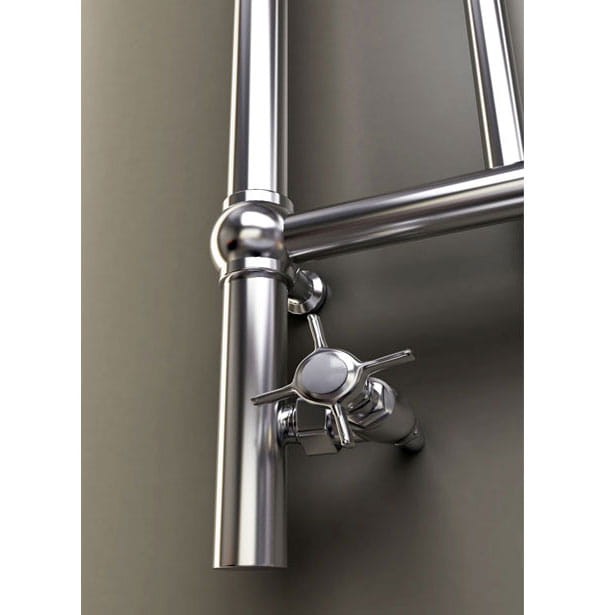 Pinea 1 retro chrom detal.jpg