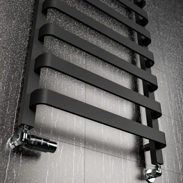 Laura zdj detal zawory2.jpg