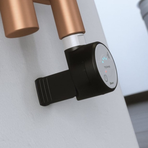 MOA blue maskownica czarna.jpg