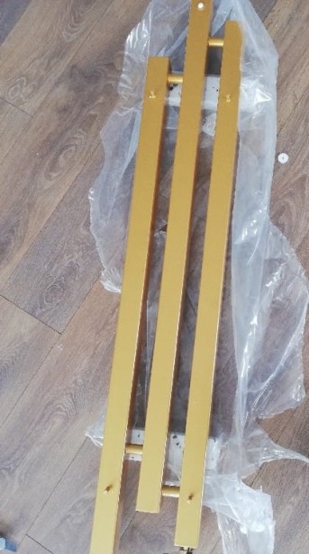 Grzejnik Cubic 1 złoty malowany  po rozpakowaniu.jpg