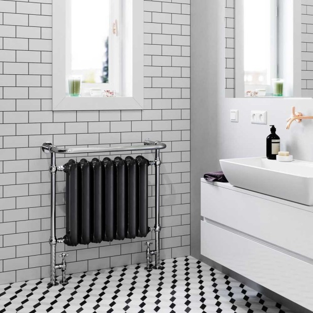 Grzejnik żeliwny  PlainTR 90x82 zdjęcie.jpg