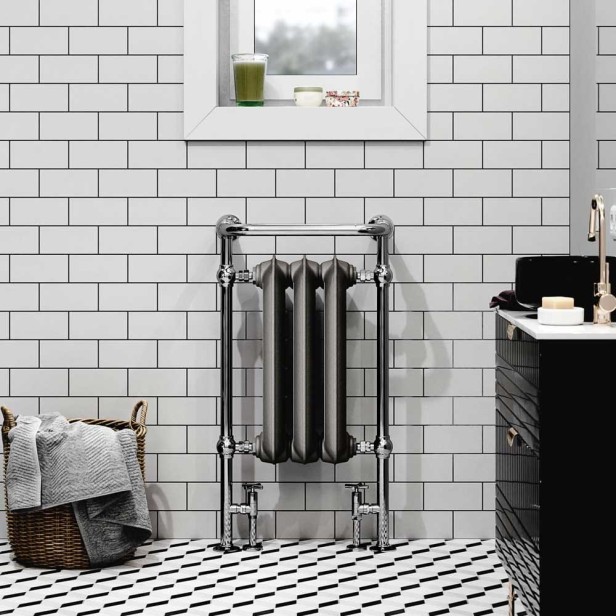 Grzejnik Plain TR  90x49  stojący na stalowej konstrukcji zdjęcie.jpg