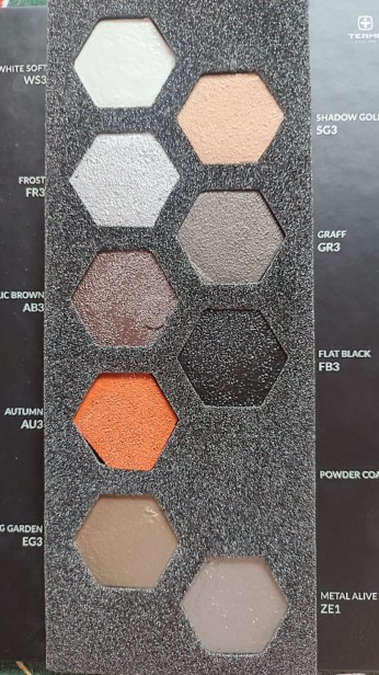 2023 kolory grzejnikow żeliwnych 2.jpg