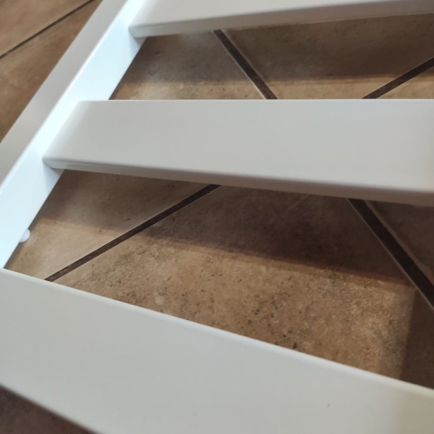 grzejnik vivo detal biały.jpg