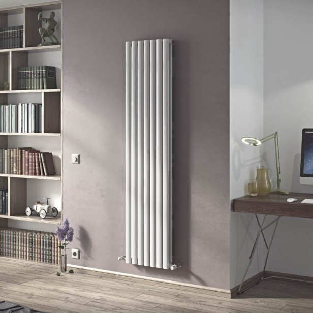 Grzejnik pionowy Rene dekoracyjny zdjęcie.jpg