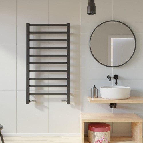 grzejnik Tell 79 x 43  czarny A.jpg