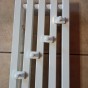 Grzejnik Deco 3 detal wieszaki 2.jpg