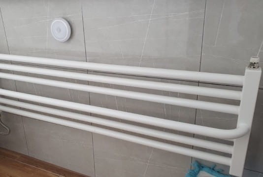 Grzejnik biała Lima 30x100.jpg