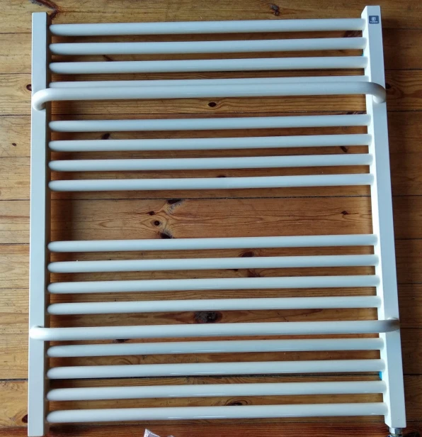 grzejnik Lima 82x70.jpg