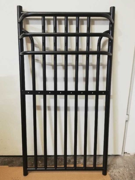 Grzejnik Minas czarny mat zdj.jpg