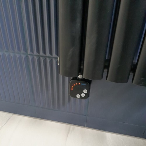 grzejnik Rene elektryczny grzałka Quattro S.jpg