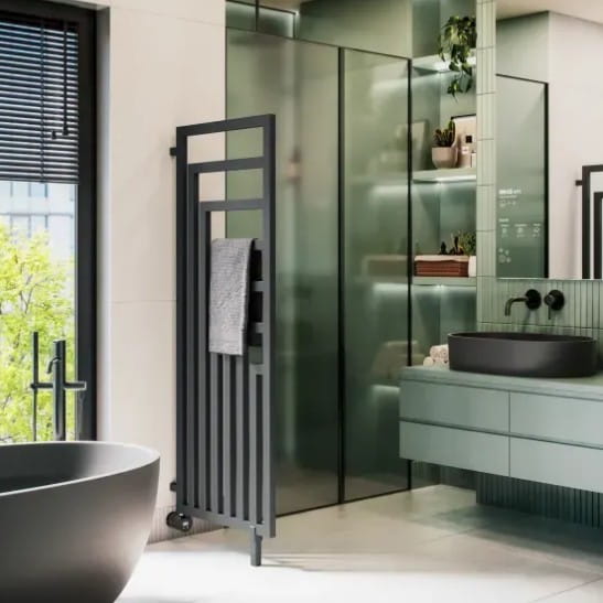 Grzejnik ANGUS  V wizualizacja .jpg