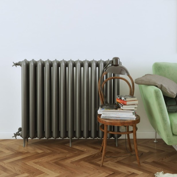 Grzejnik PLAIN 3K stojący 92 x 126 żeliwny.jpg