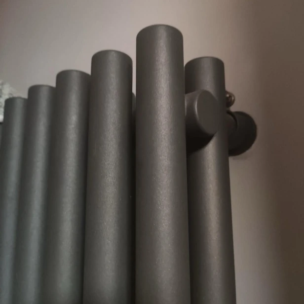 Grzejnik Tune detal.jpg