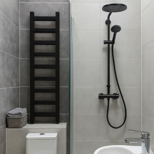 Grzejnik  wąski Inez 99x25 do łazienki, kuchni  czarny mat aranżacja.jpg