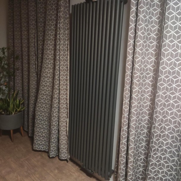 Grzejnik TUNE VWD 180x69 zdjecie.jpg
