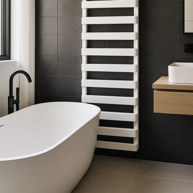 grzejnik Laura 142 x 54 biały render.jpg