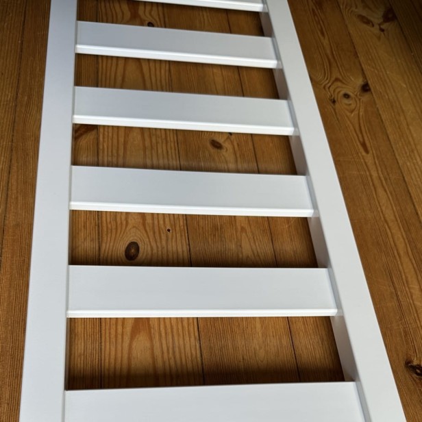 grzejnik Vivo 67 x 30 biały detal 3.JPEG