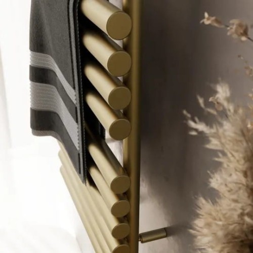 grzejnik Rolo towel brass detal 2.jpg