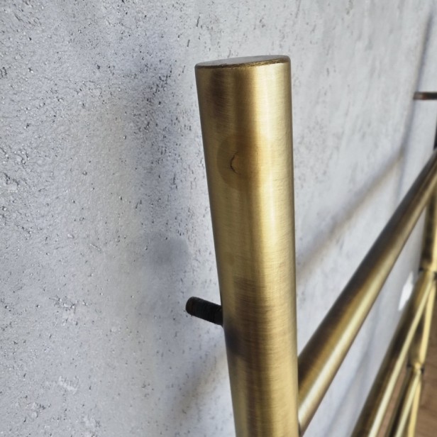 Pinea antyczny mosiądz2.jpg